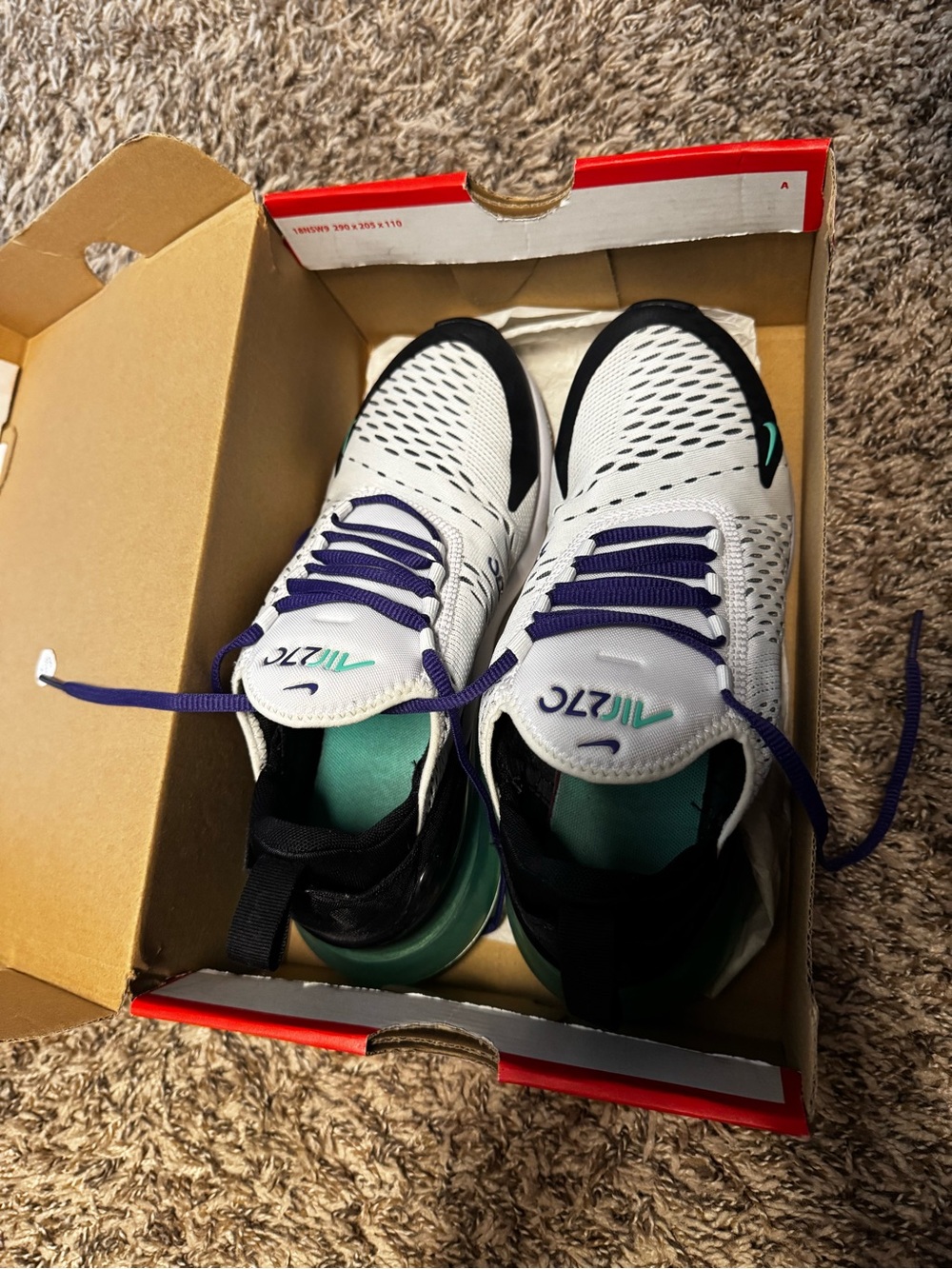 Nike 270 - Picture 5 of 5